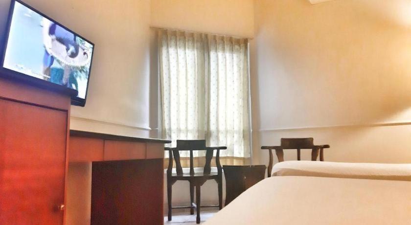 Alexander Hotel Tegal Exterior photo
